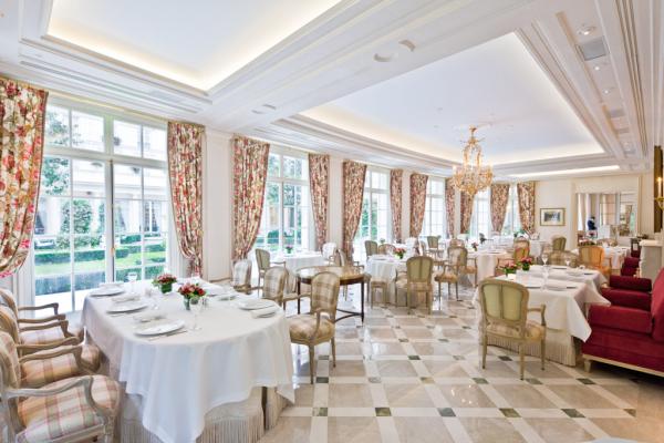 epicure-au-bristol-les-50-meilleurs-restaurants-de-paris